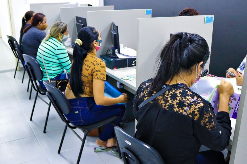 O cadastro em programas do governo federal são feitos na hora 