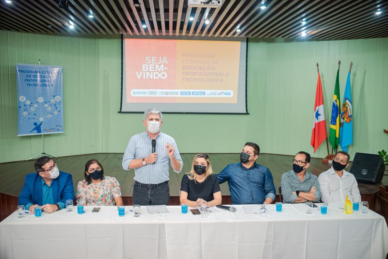  <div class='credito_fotos'>Foto: Heloam Sousa &nbsp;&nbsp;|&nbsp;&nbsp; <a href='/midias/2022/originais/7378_6fcfbbad-a6b1-a931-5a71-e2427026a559.jpg' download><i class='fa-solid fa-download'></i> Download</a></div>