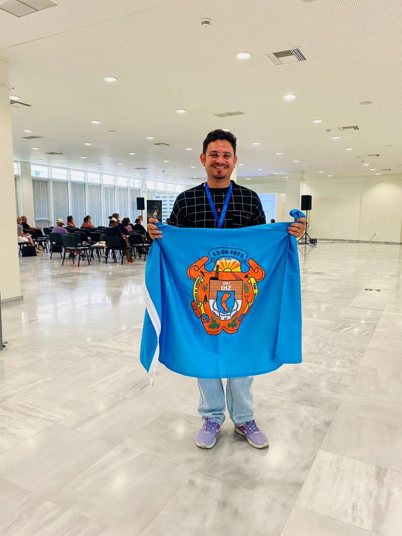 notícia: Professor de Benevides representa o Brasil em Atenas