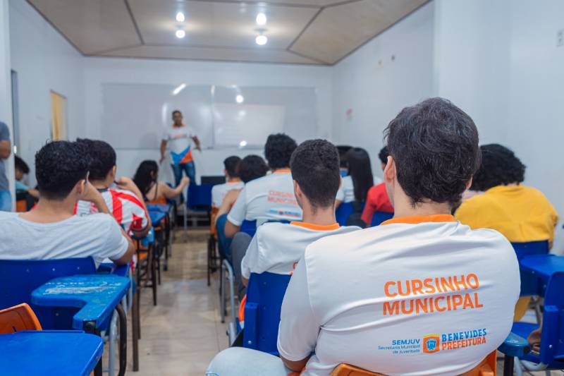 notícia: Prefeitura de Benevides reforça o apoio aos estudantes na segunda prova do Enem